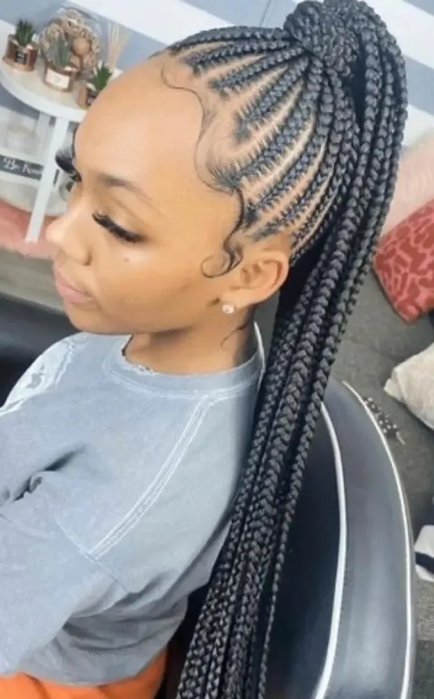 Coiffure cornrows et stitch braids